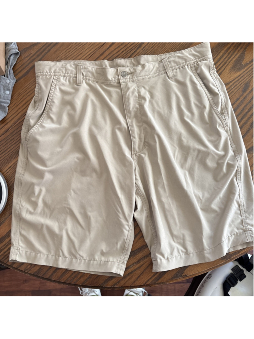 FootJoy Mens Size 35 Khaki 9" Flat Front Performance Golf Stretch Tech Shorts